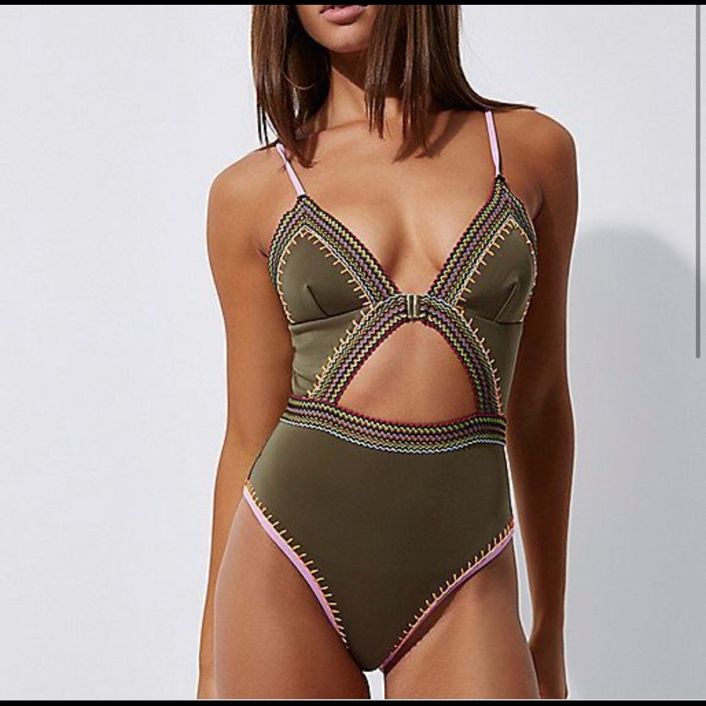 GREEN SADDLE STITCH TRIM CUT OUT SWIMSUIT
